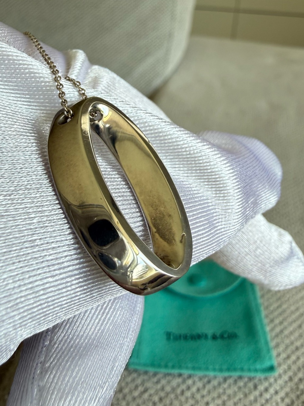 Authentic Tiffany & Co 925 Sterling Silver Oval pendant necklace - Picture 7 of 8